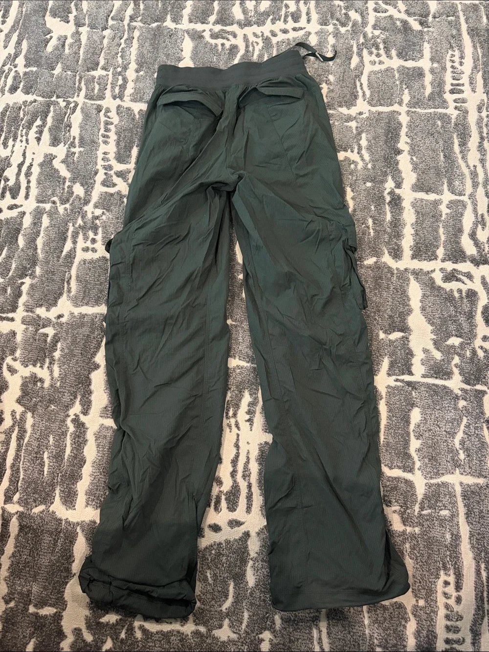 Lululemon Dance Studio Relaxed Fit Mid Rise Cargo Pant Legacy Green